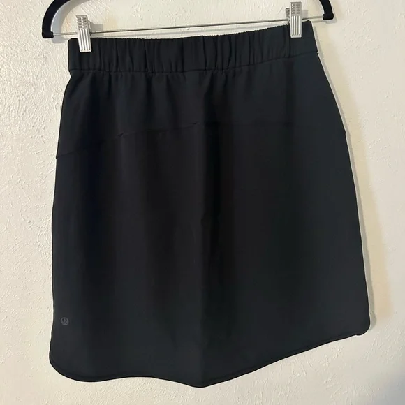 Lululemon On The Fly Skirt *21"
Black NWT​​​ - Picture 7 of 9